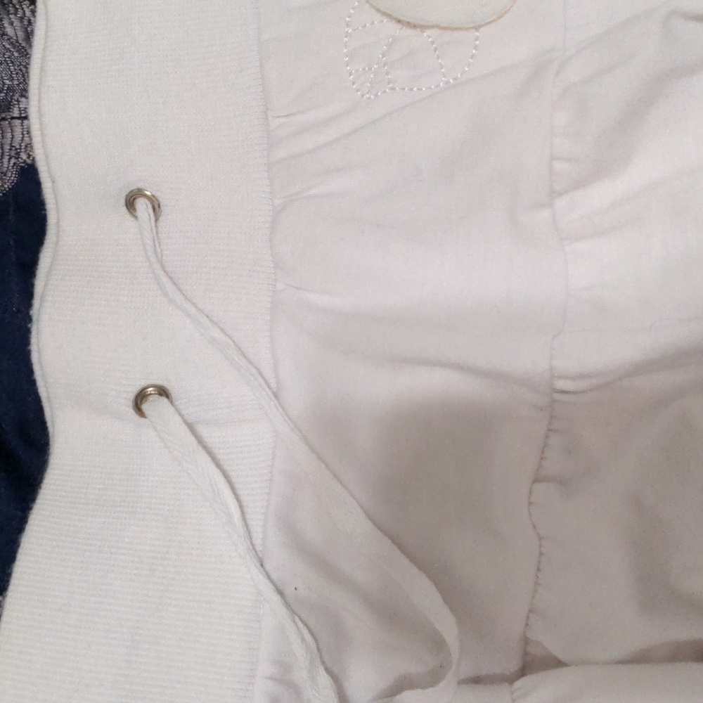 Candies White flower skirt - Picture 10 of 13